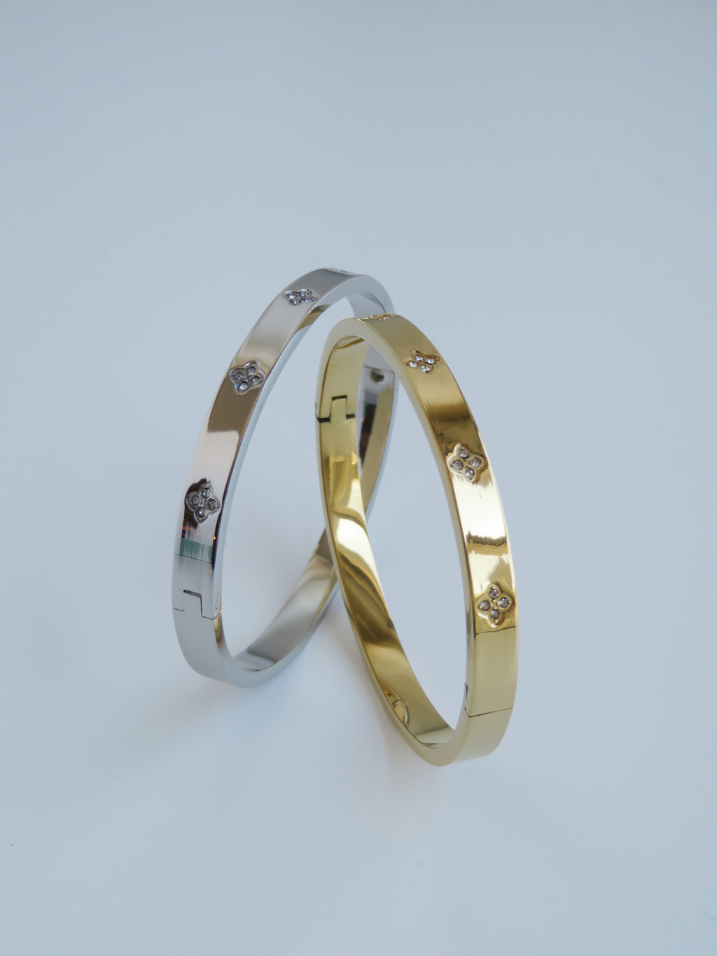 Florette Clover Bangle