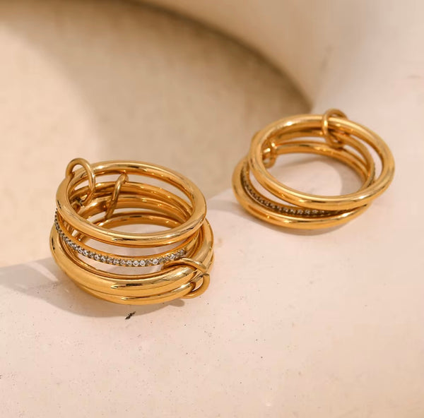 Interlocking Rings