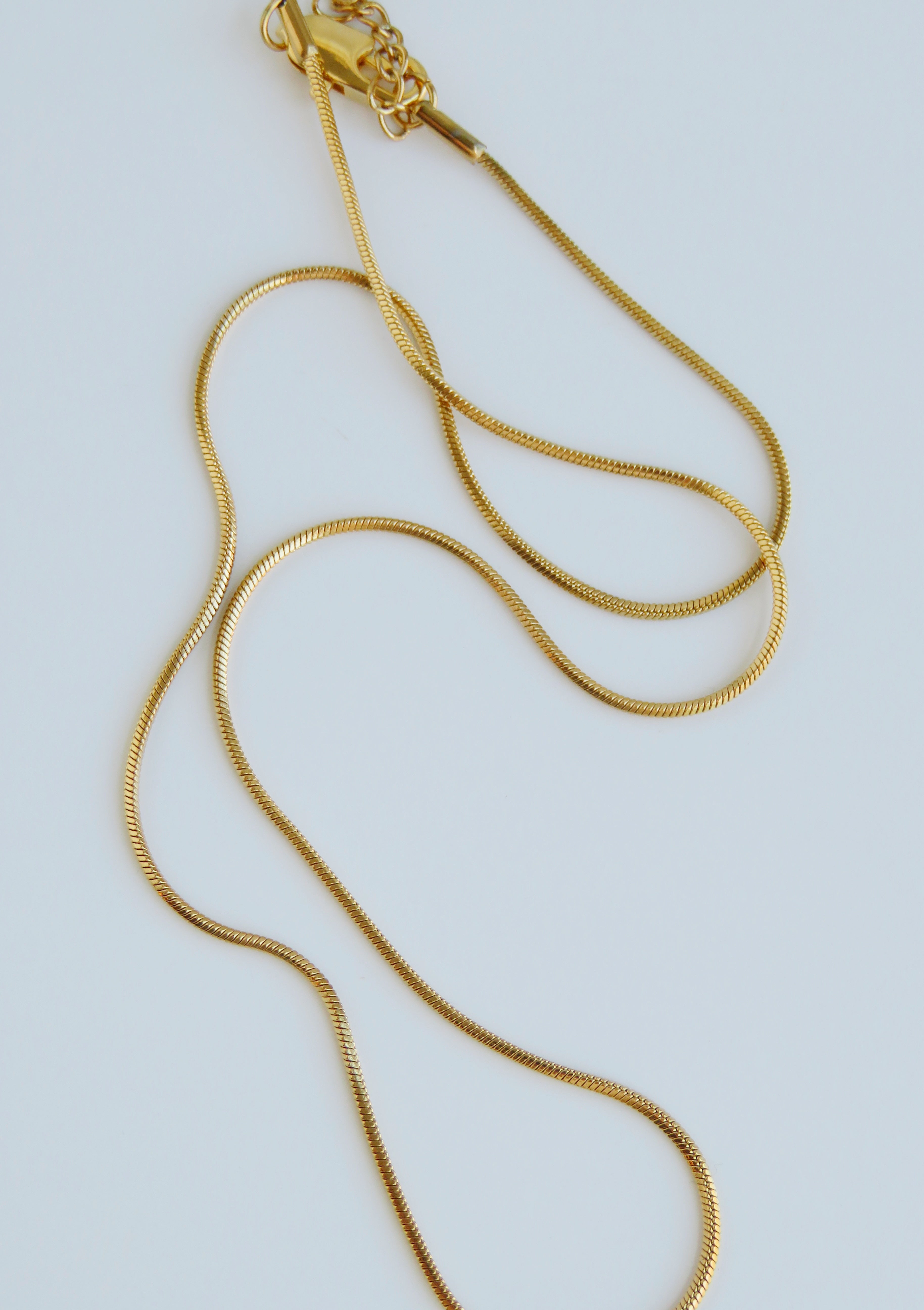 Elegant Links Necklace