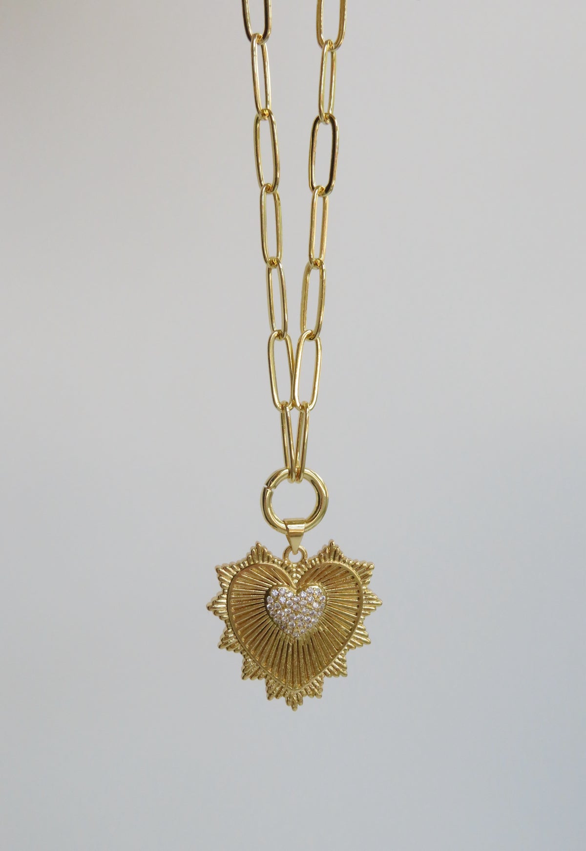 Radiant Heart Paperclip Necklace - 18k Gold Plated