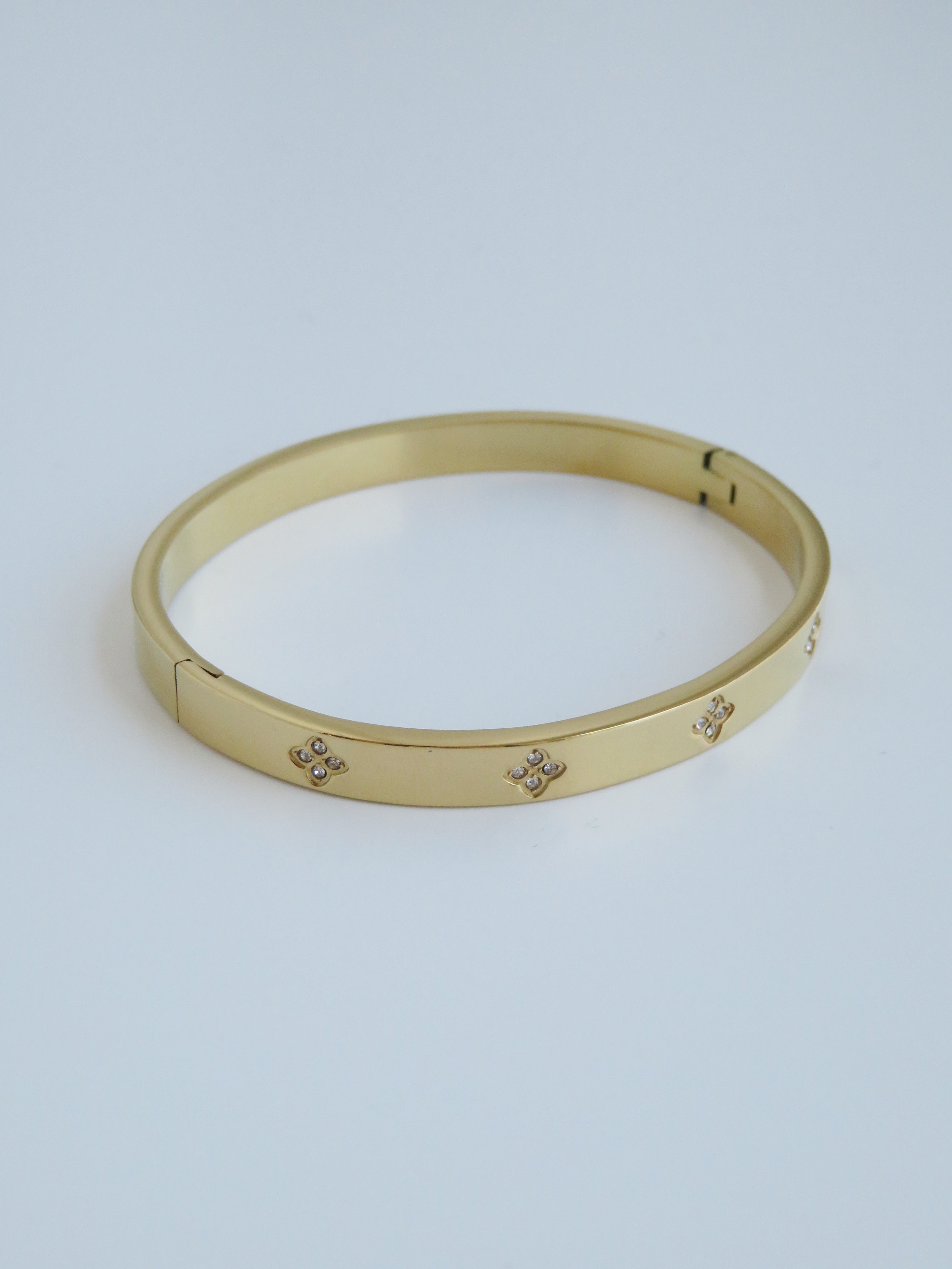 Florette Clover Bangle