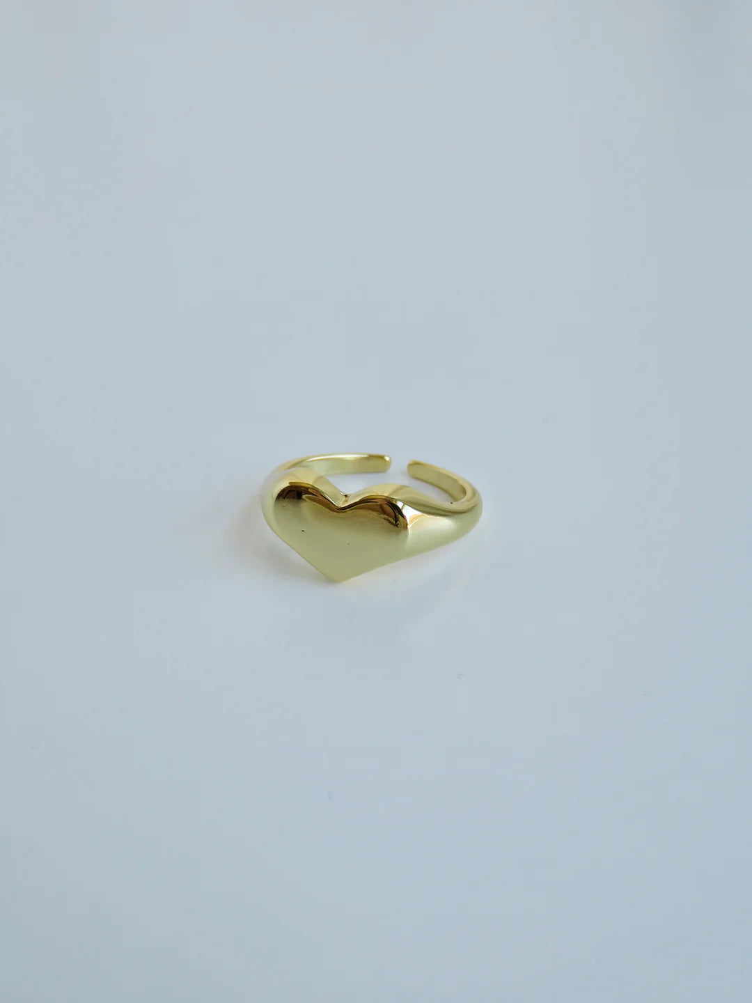 Zayd Heart Signet Ring