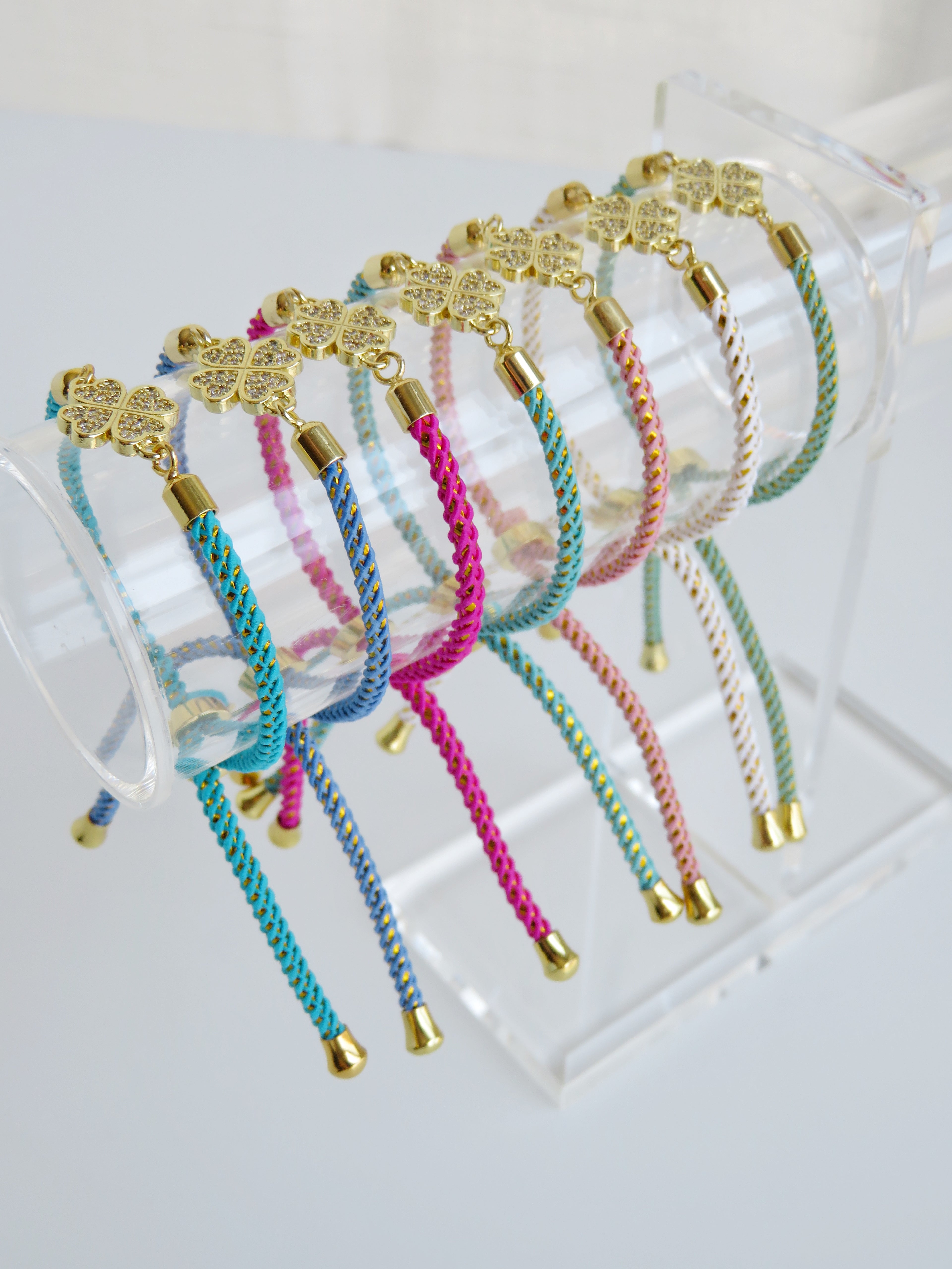 Heart Clover Bracelet - Adjustable Braided Cord