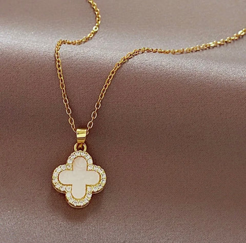 Pearl Shell Diamond Clover